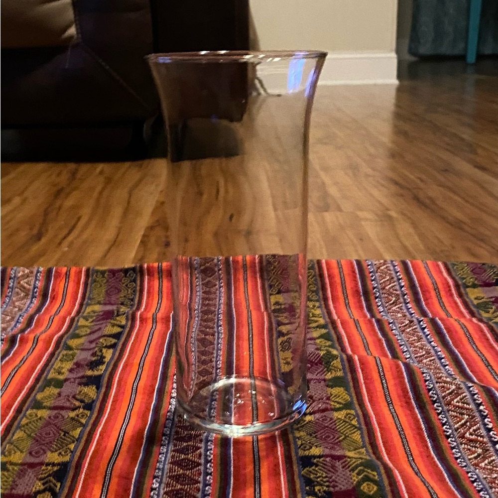 Flower 🌸 Vase Crystal Clear Glass (9 Inches tall)